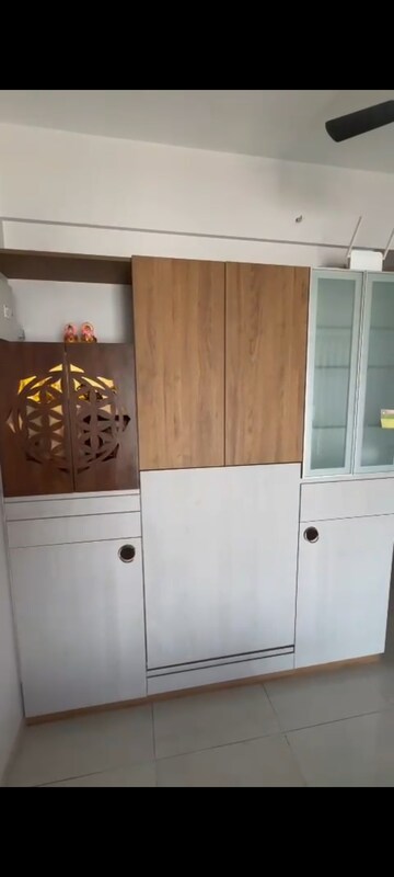 Furnished Amenities in 1 BHK Apartment at Sheth Vasant Blossom, Marol – for Rent