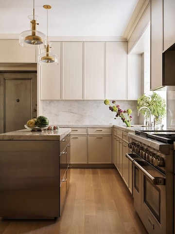 Kitchen in 4 BHK Builder Floor at Panchsheel Enclave – for Rent