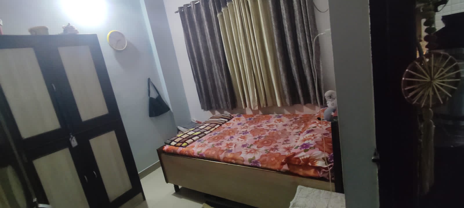 1 BHK + Extra Room Apartment For Sale in Aashapura Crown City