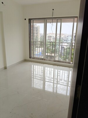 Room in 2 BHK Apartment at Andheri East – for Sale