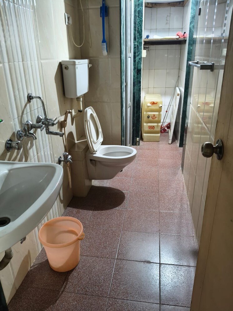 Bathroom, army-welfare-chs 3 Bedroom 1280 Sq.Ft. Apartment In Nerul Navi Mumbai 8919761