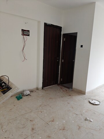 Room in 1 BHK Apartment at Andheri East – for Sale