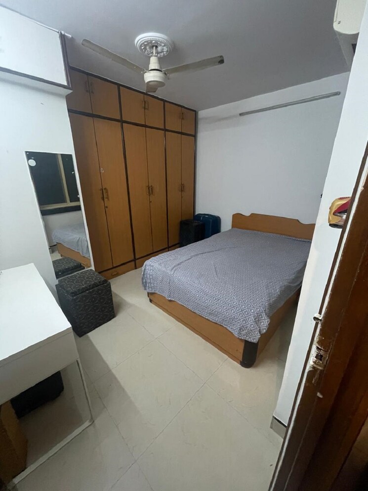 Bedroom, bandra west 1 Bedroom 550 Sq.Ft. Apartment In Bandra West Mumbai 8919781