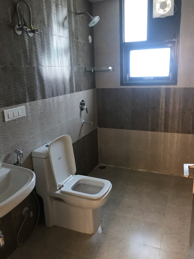 Bathroom, lotus-elise 3 Bedroom 1875 Sq.Ft. Apartment In Gopalpur Gurgaon 8919819