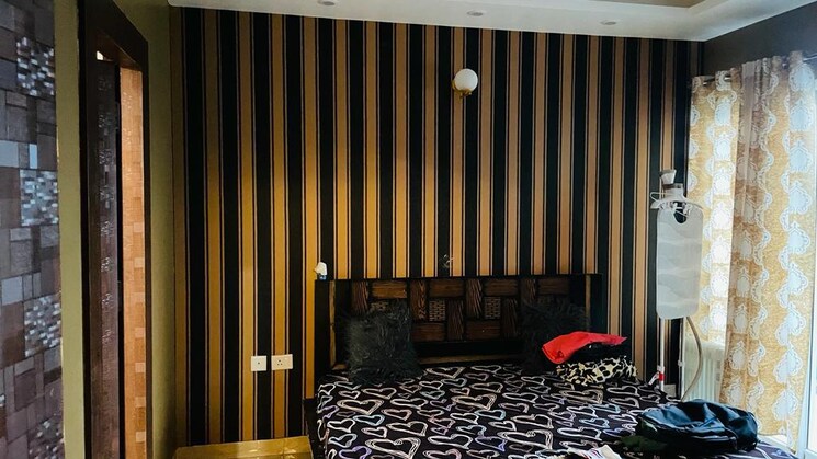 Bedroom, shatabdi-vihar-sector-61 3 Bedroom 2250 Sq.Ft. Apartment In Sector 61 Noida 8919822