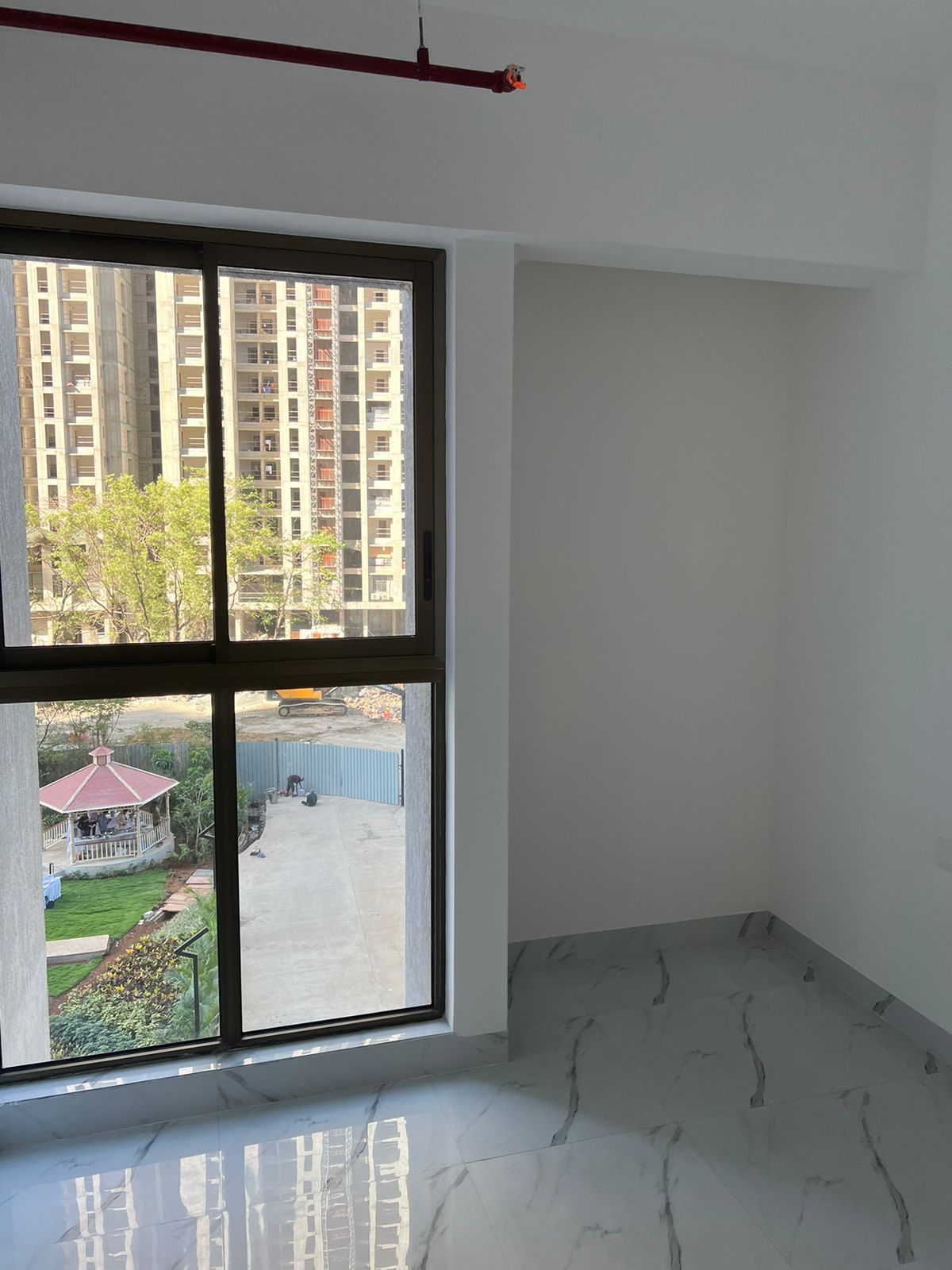 1 BHK Apartment For Rent in Raymond Ten X Vibes