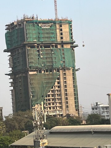 1 BHK Apartment For Sale in Infinity Residences, Parel