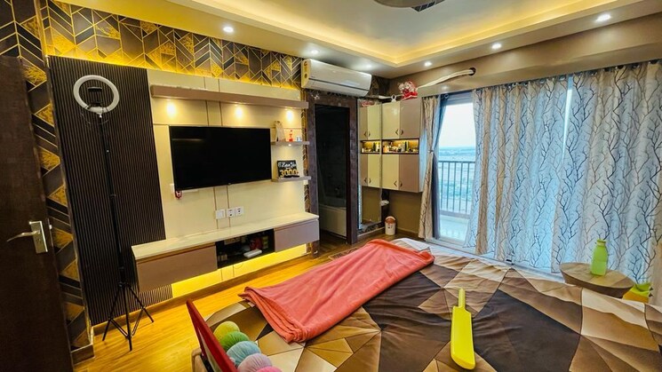 Bedroom, shatabdi-vihar-sector-61 3 Bedroom 2250 Sq.Ft. Apartment In Sector 61 Noida 8919859