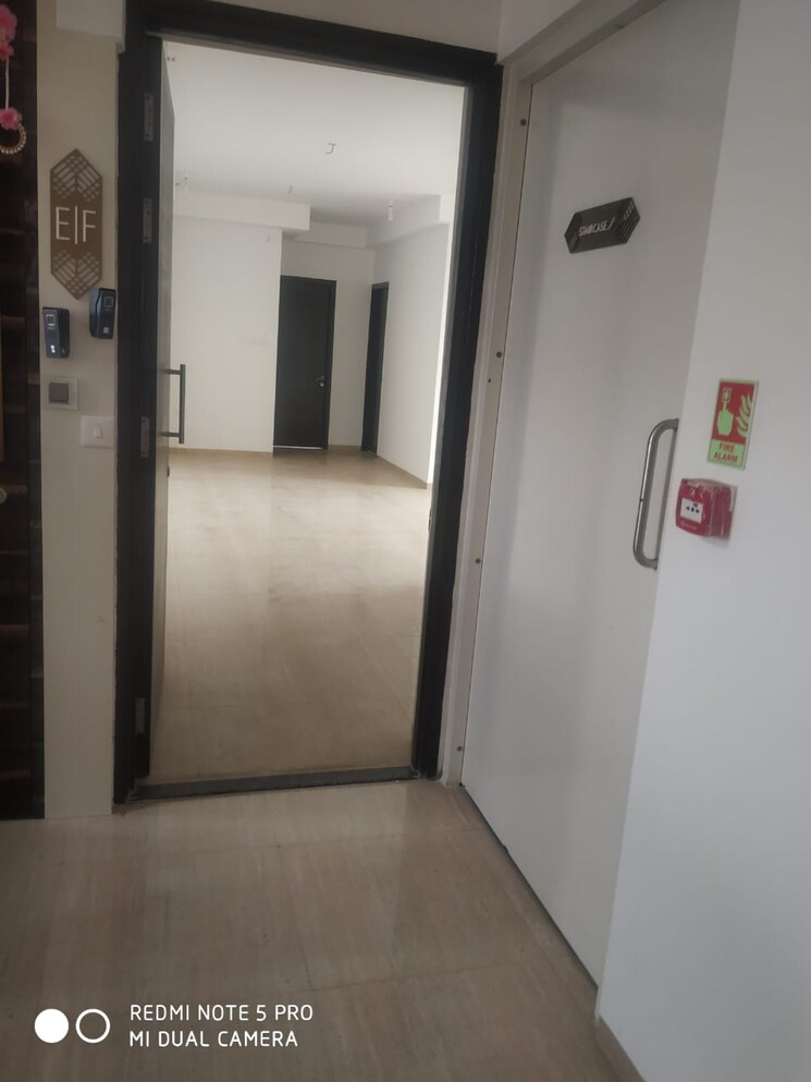 undefined, borivali east 2 Bedroom 921 Sq.Ft. Apartment In Borivali East Mumbai 8919823