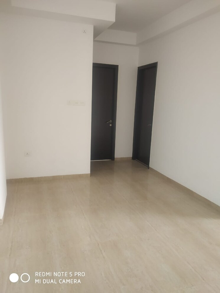 Room, borivali east 2 Bedroom 921 Sq.Ft. Apartment In Borivali East Mumbai 8919823
