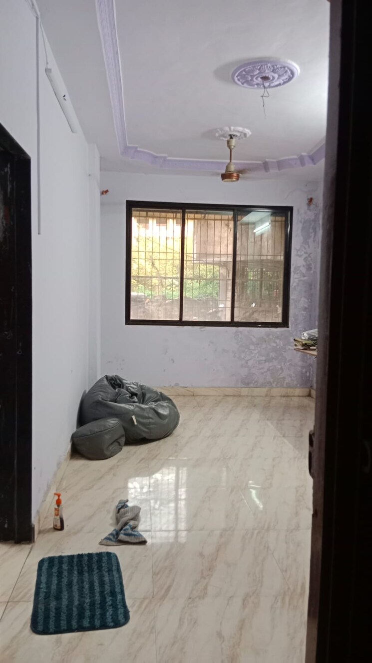 Bedroom, dombivli east 1.5 Bedroom 586 Sq.Ft. Apartment In Dombivli East Thane 8919862