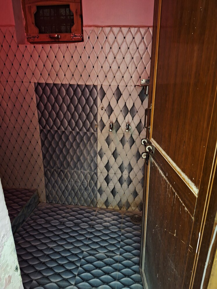 Balcony, kalyanpur 2 Bedroom 1000 Sq.Ft. Independent House In Kalyanpur Lucknow 8919870