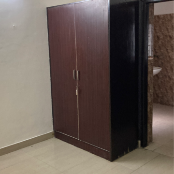 Room in 3 BHK Independent House at RWA Apartments Sector 41, Sector 41 – for Rent