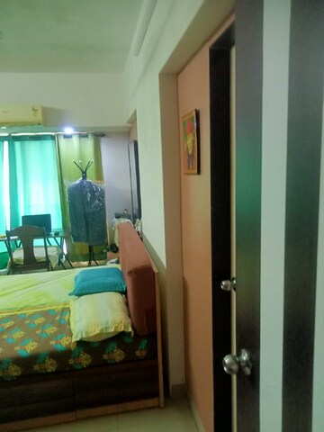 Bedroom in 3 BHK Apartment at Khar West – for Rent