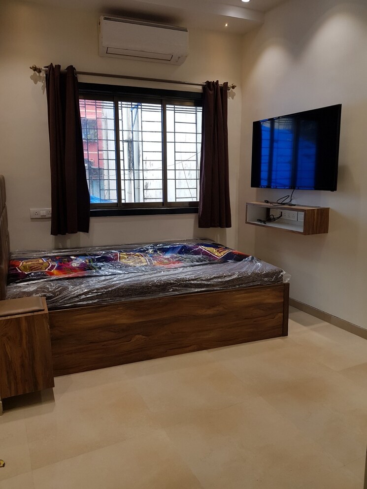 Bedroom, bandra west 1 RK 250 Sq.Ft. Apartment In Bandra West Mumbai 8919884