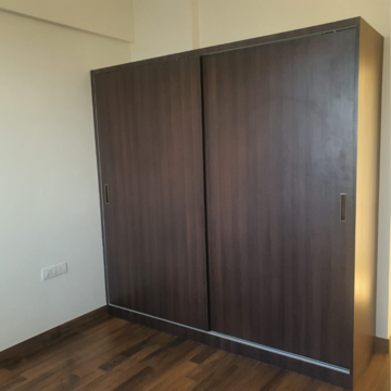 Room in 3.5 BHK Apartment at Conscient Heritage Max, Sector 102 – for Rent