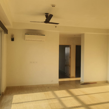 Room in 3.5 BHK Apartment at Conscient Heritage Max, Sector 102 – for Rent