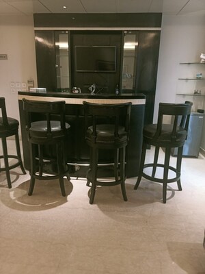 Gym in 6+ BHK Independent House at Maharani Bagh – for Sale