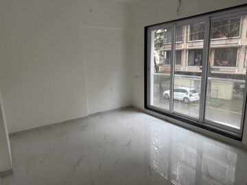 Room in 2 BHK Apartment at Santacruz West – for Rent
