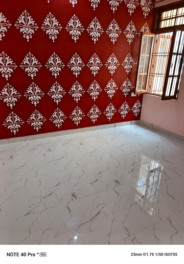Bedroom in 2 BHK Independent House at Jankipuram Vistar – for Rent