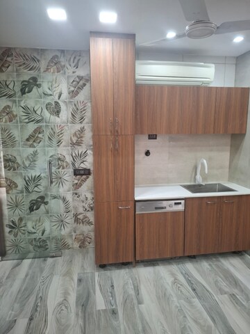  3 BHK Builder Floor at Nehru Place – for Rent