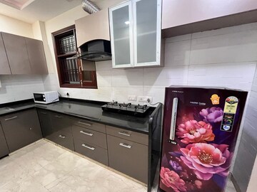 Kitchen in 2 BHK Builder Floor at Gupta Awas, Sector 43 – for Rent