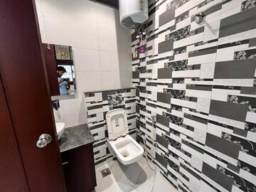 Staircase in 2 BHK Builder Floor at Gupta Awas, Sector 43 – for Rent