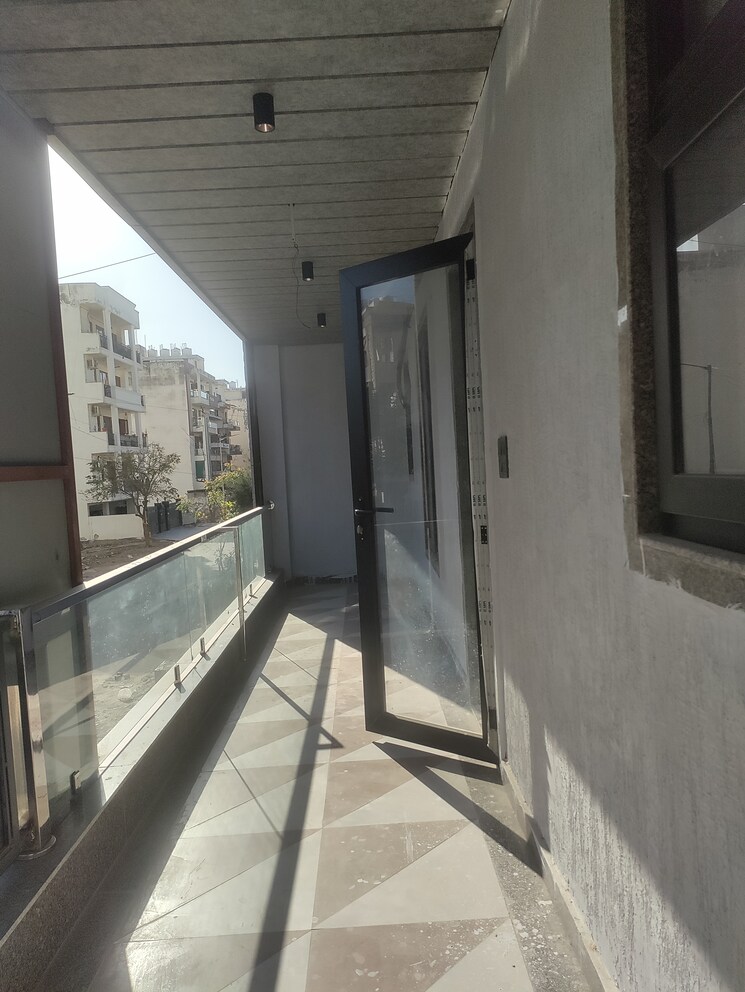 Kitchen, sector 84 4 Bedroom 325 Sq.Yd. Apartment In Sector 84 Faridabad 8919972