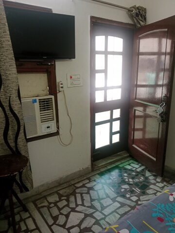 Room in 1 RK Builder Floor at Huda – for Rent