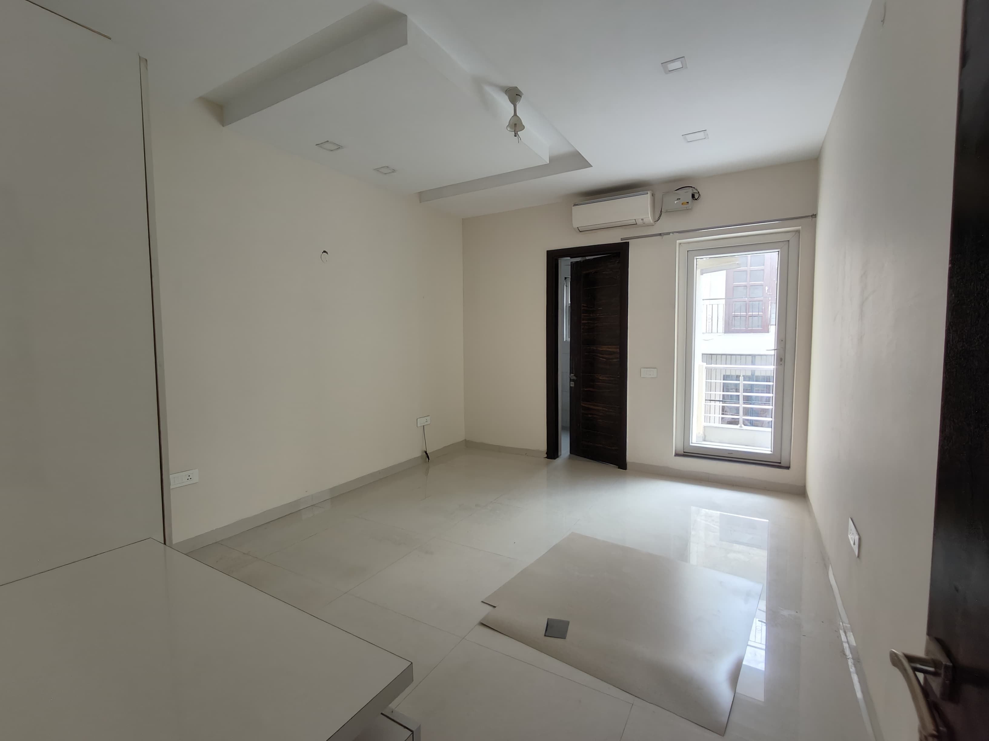 3 BHK + Pooja Room,Servant Room Builder Floor For Rent in RWA Residential Society Sector 46
