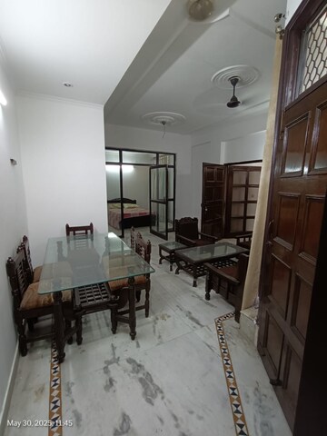 2 BHK Apartment For Rent in Gaur City Mall, Sector 4 Greater Noida