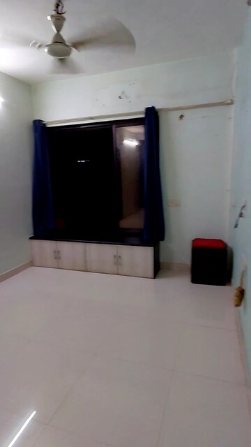 Room in 1 BHK Apartment at Sheel Jeet Apartment, Jogeshwari East – for Rent