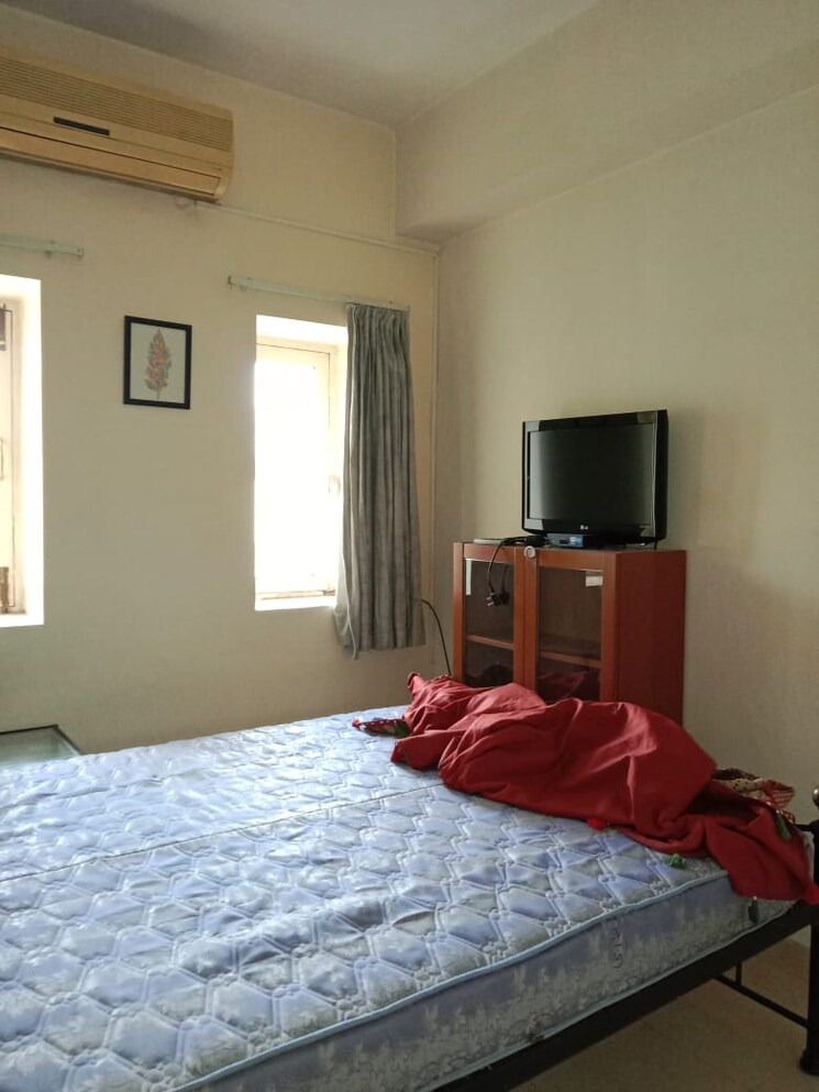 Living Room, new friends colony 5 Bedroom 500 Sq.Yd. Independent House In New Friends Colony Delhi 8920031