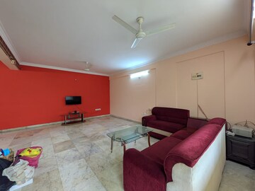 Bedroom in 2 BHK Builder Floor at Hsr Layout – for Rent