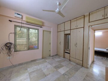 Room in 2 BHK Builder Floor at Hsr Layout – for Rent