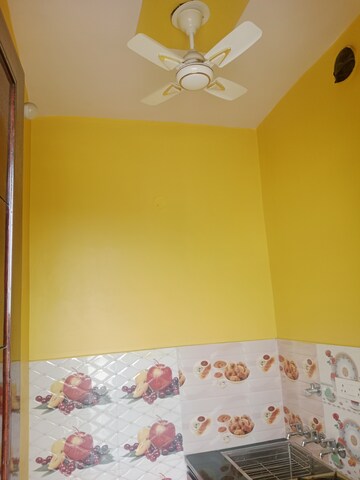 Room in 1 BHK Builder Floor at Huda – for Rent