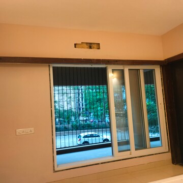 Study Room in 2 BHK Apartment at Gundecha Symphony, Andheri West – for Sale