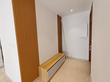 Room in 3 BHK Apartment at Prestige Woodland Park, Cooke Town – for Rent