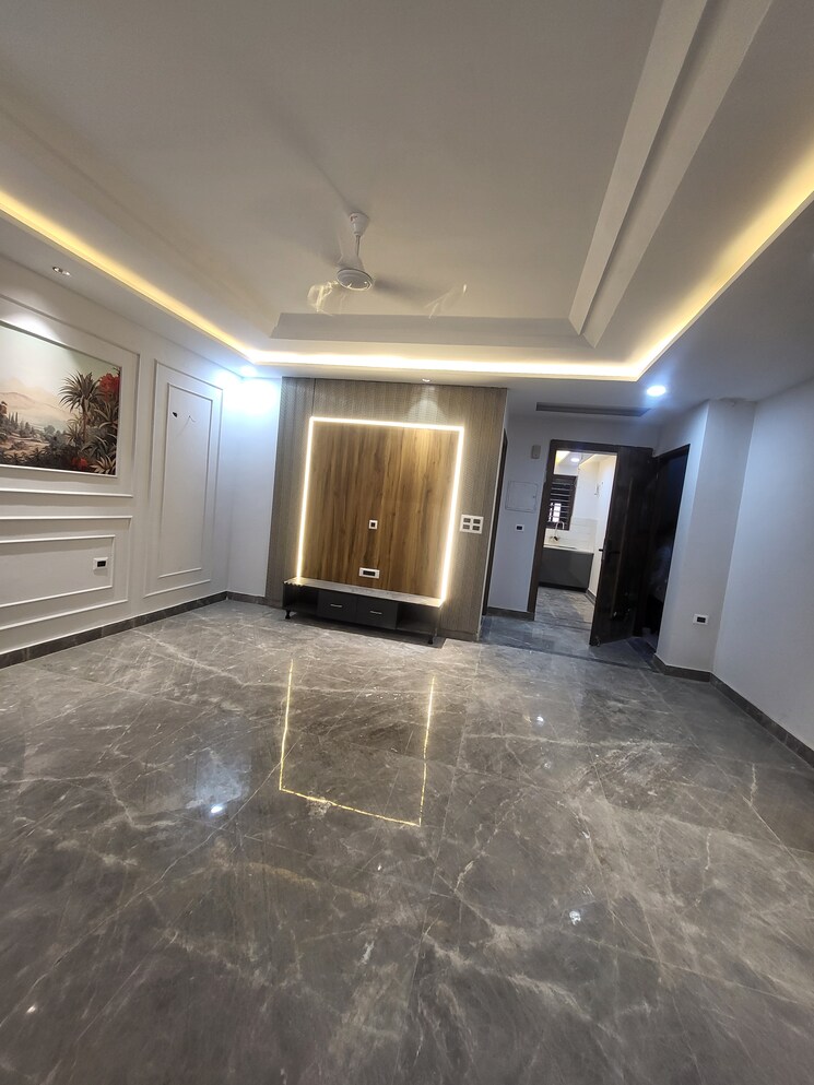 undefined, srishti-greenfield-homes 3 Bedroom 150 Sq.Yd. Builder Floor In Green Fields Colony Faridabad 8920305