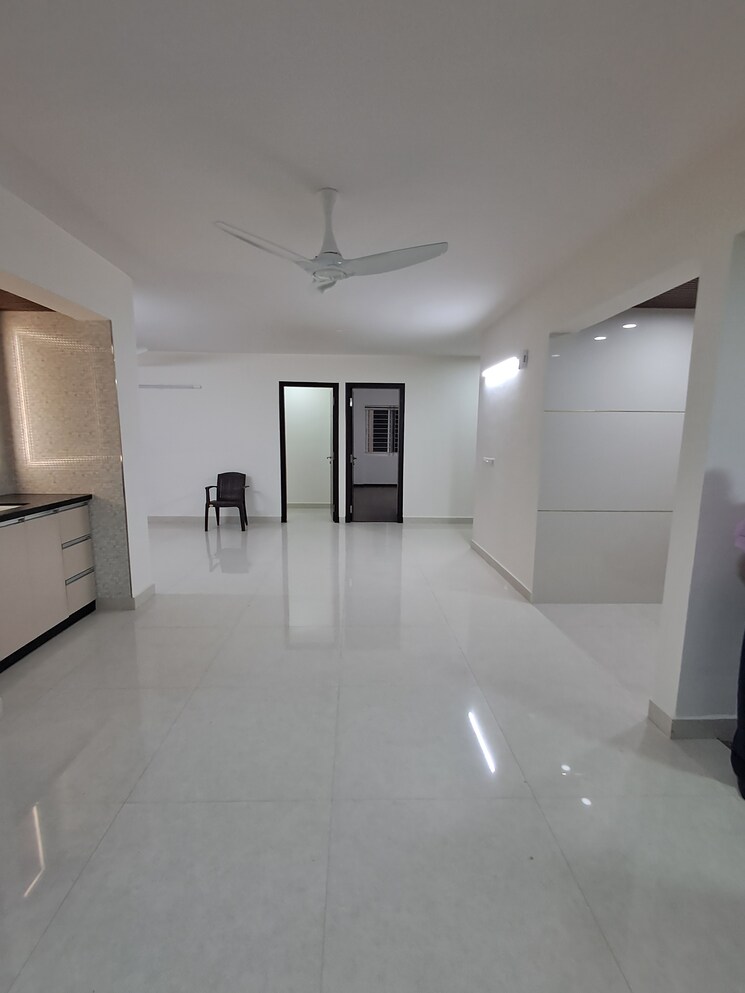 Master Bedroom, btm layout 3 Bedroom 1975 Sq.Ft. Apartment In Btm Layout Bangalore 8920338