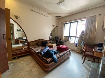 Room in 3 BHK Apartment at Aundh – for Sale