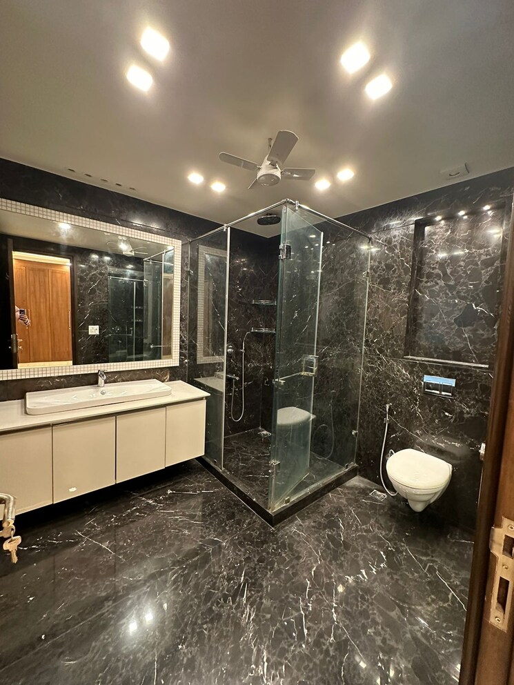 Living Room, veera-safdarjung-enclave 4 Bedroom 2700 Sq.Ft. Apartment In Safdarjung Enclave Delhi 8913908