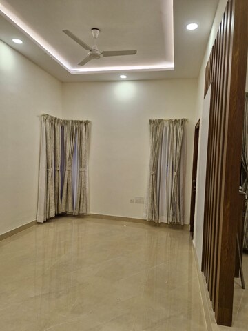 Room in 3 BHK Villa at Indaus Whitefield Boulevard, Seegehalli – for Rent