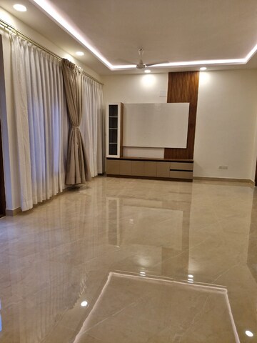 Room in 3 BHK Villa at Indaus Whitefield Boulevard, Seegehalli – for Rent