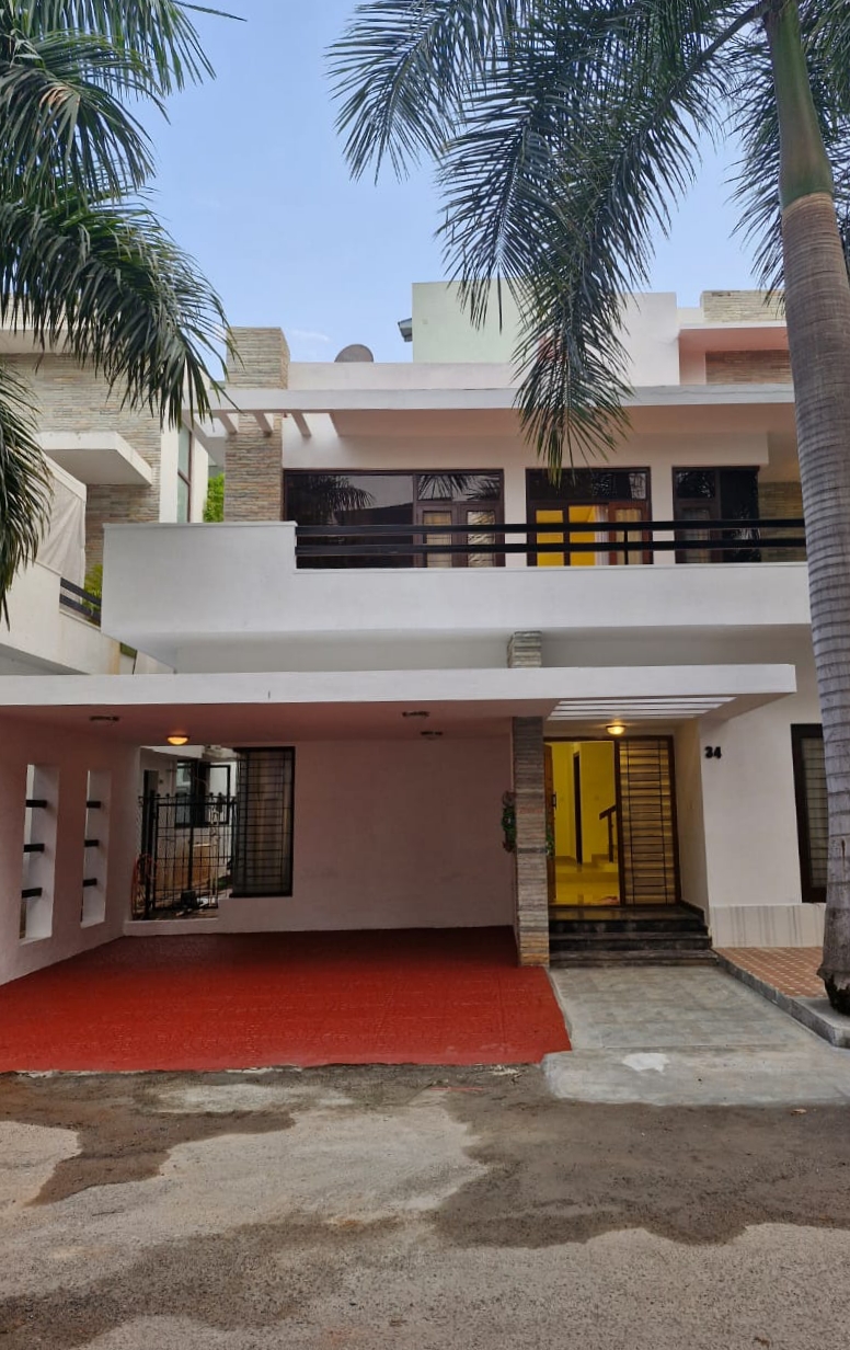 3 BHK 2250 Sq.Ft. Villa in Indaus Whitefield Boulevard