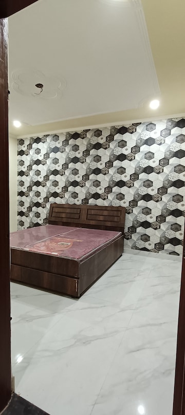 Bedroom in 2 BHK Apartment at Mansarovar Extension – for Sale