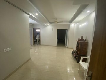 Building Lobby in 3 BHK Builder Floor at Relaxo Apartment, Sector 46 – for Rent