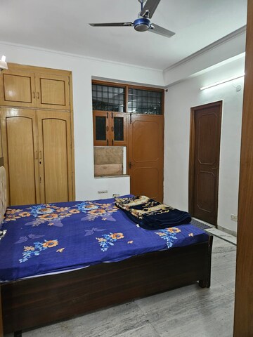 Bedroom in 3 BHK Apartment at Ardee Mall, Sector 52 – for Rent