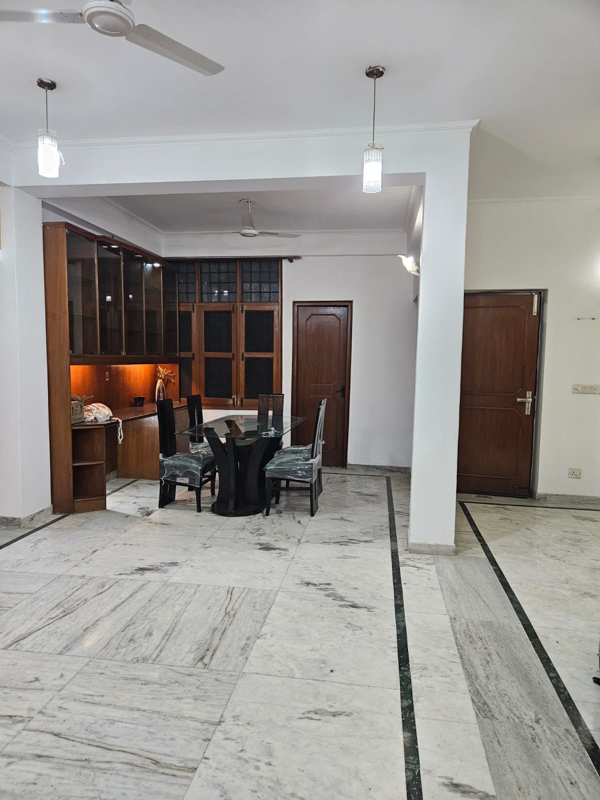 3 BHK + Pooja Room Apartment For Rent in Ardee Mall