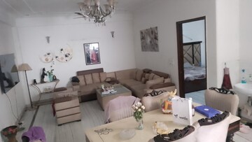 3 BHK Builder Floor For Rent in Tanvi villa, Sector 45
